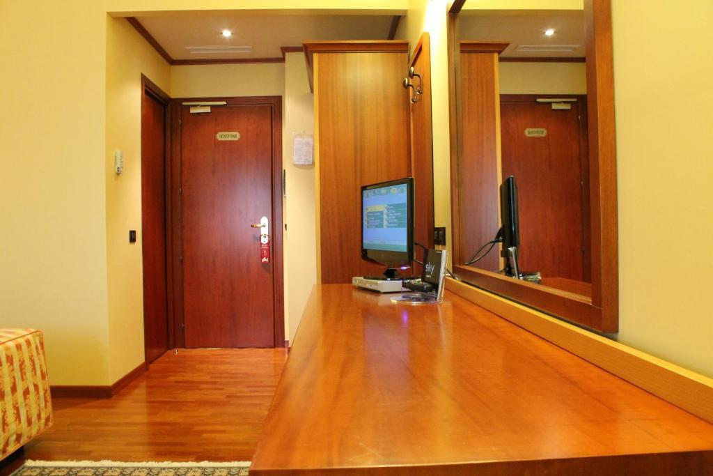 Hotel Grillo Assemini Zimmer foto